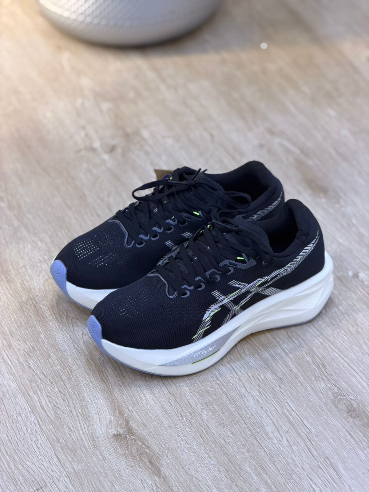 Asics Run hombre talla 42 Colombia